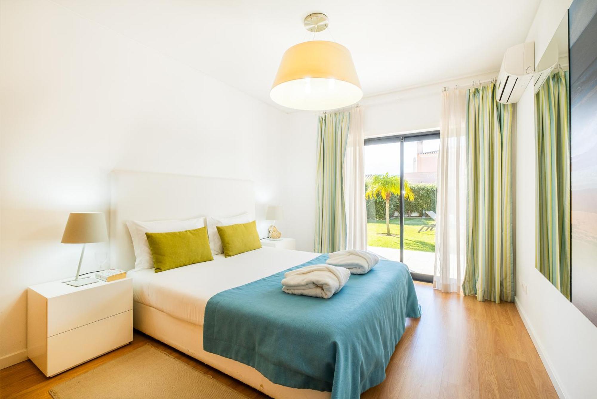 Villas Novochoro - Large Garden- Heatable Pool By Dreamvillasalbufeira Dış mekan fotoğraf
